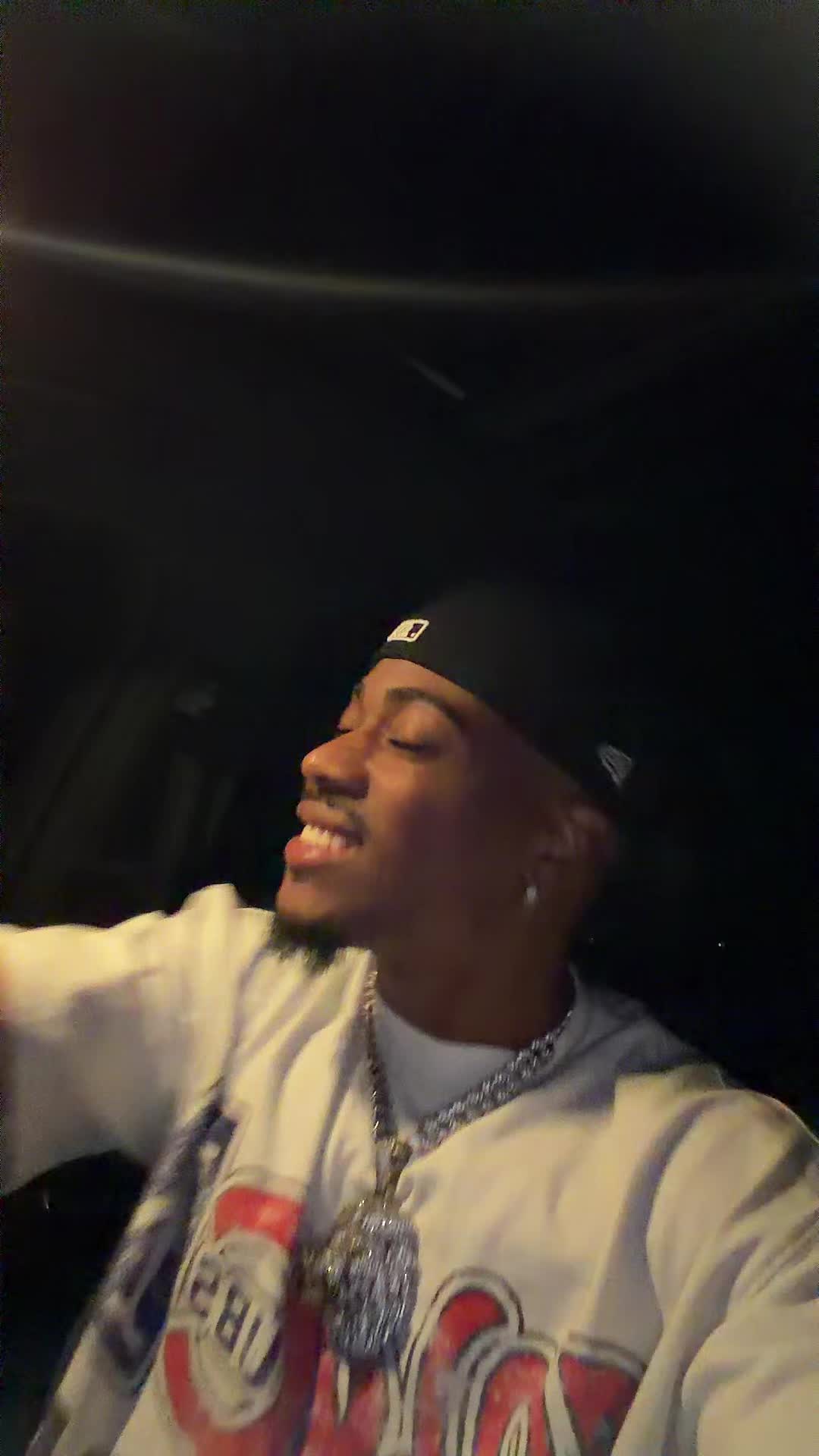@TRAYMFNBILLS