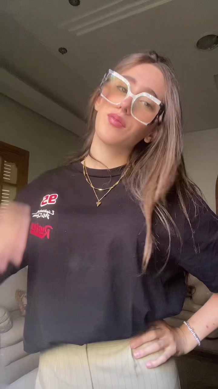 @🫐