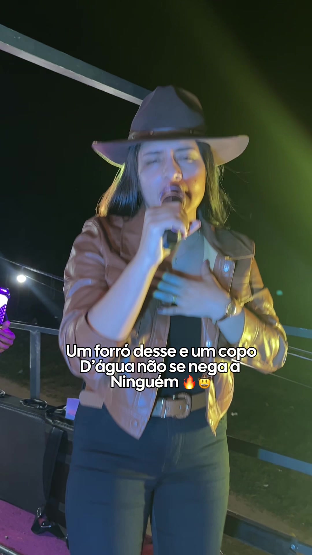@Tatyanny Oliveira