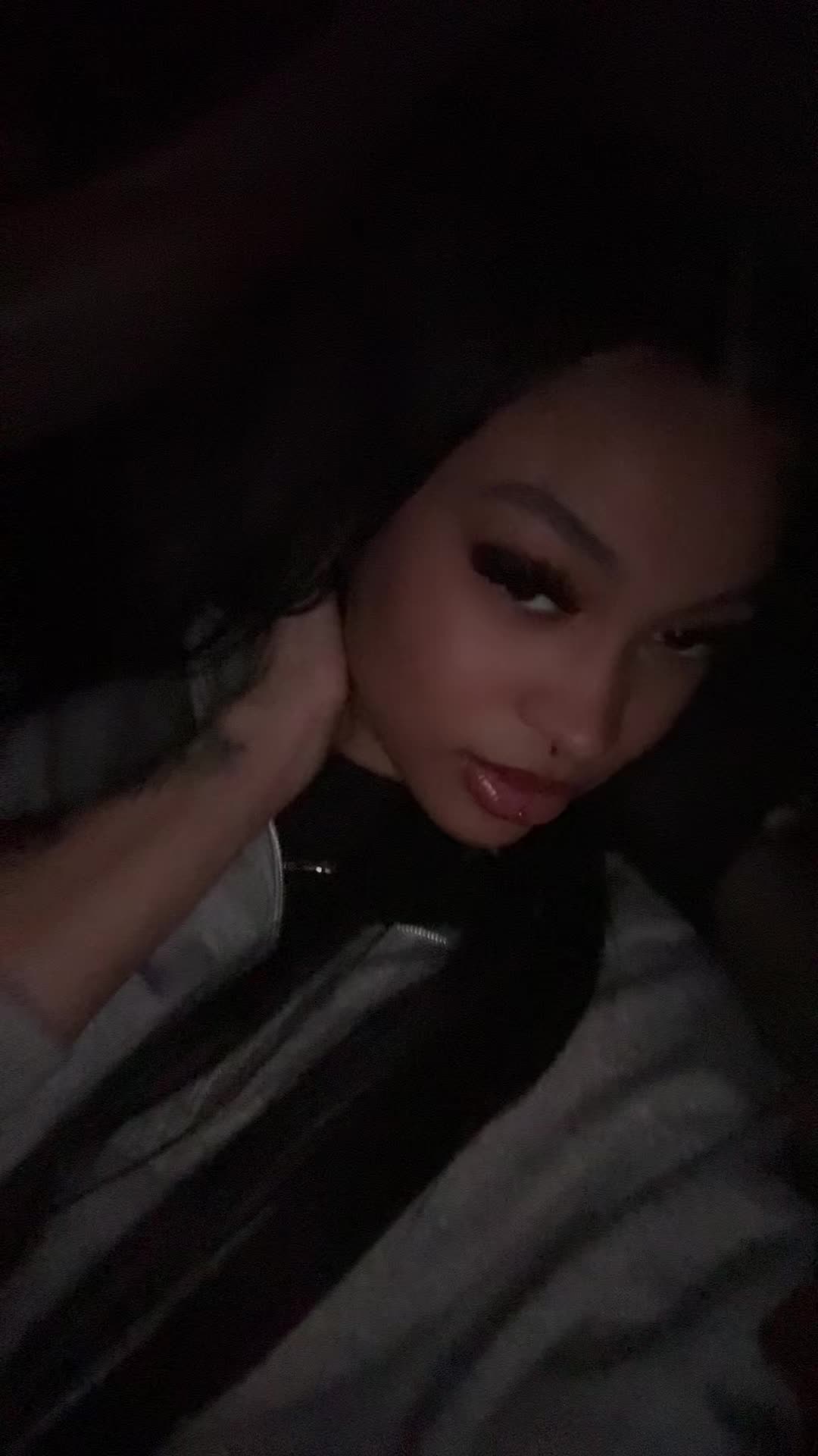 @Mikayla