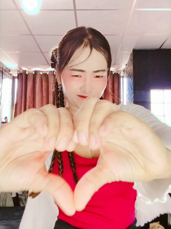 @★มิ้น^^"เอวซิ่ง★🏠สาริกา🇹🇭