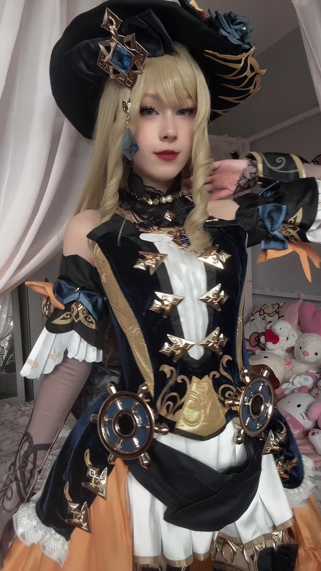 @miko_c0splay_