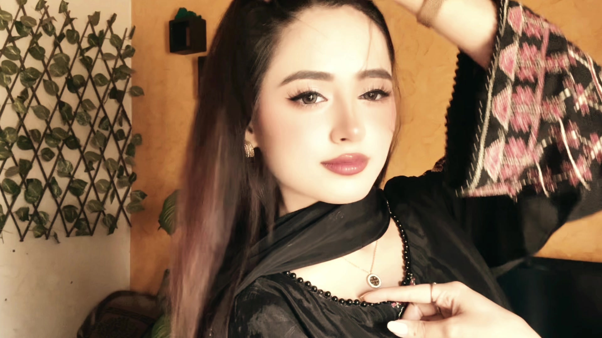 @mahjabeen_01🕊️