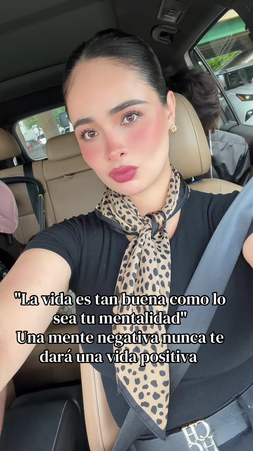 @Carolina Mendozaa oficial 🇲🇽