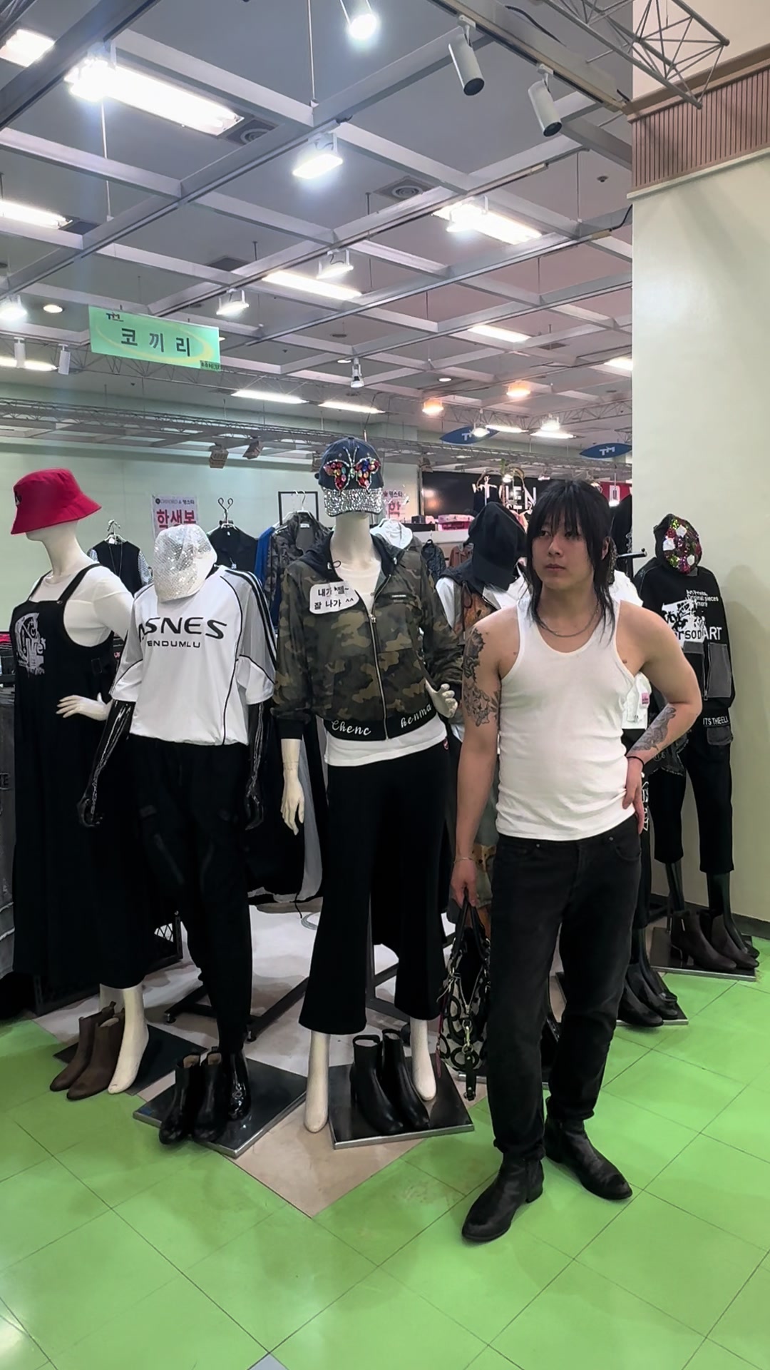 @hellll.666