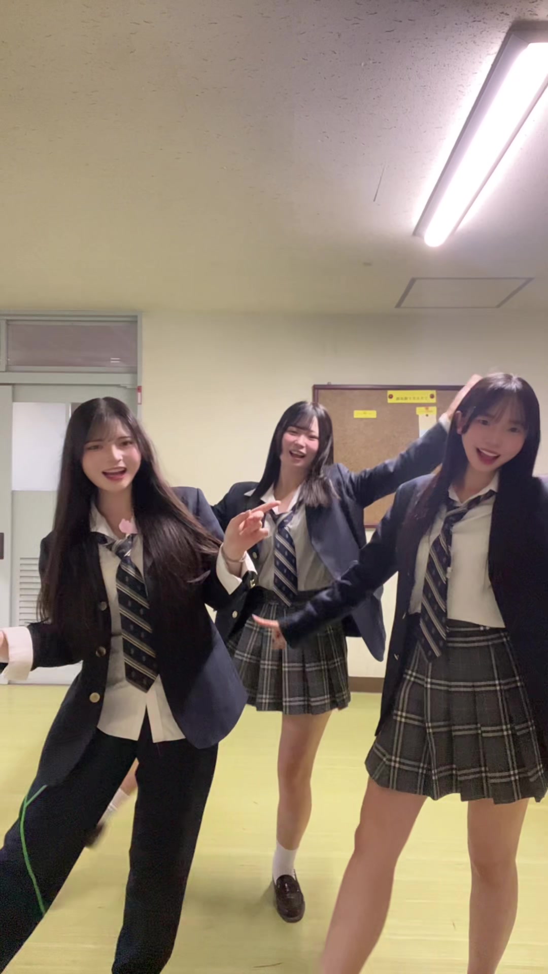 @あ