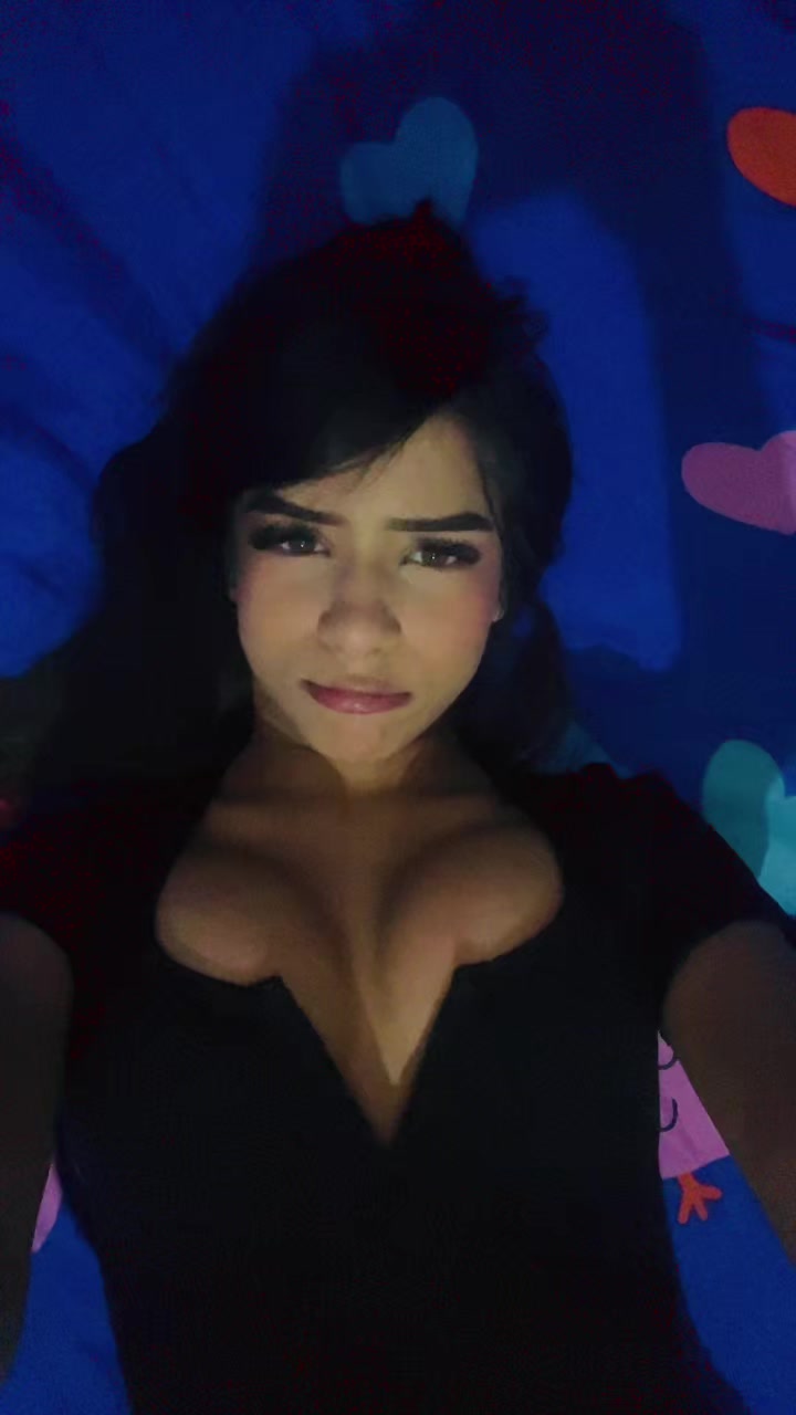 @𝒱𝒶𝓁..🥴💭