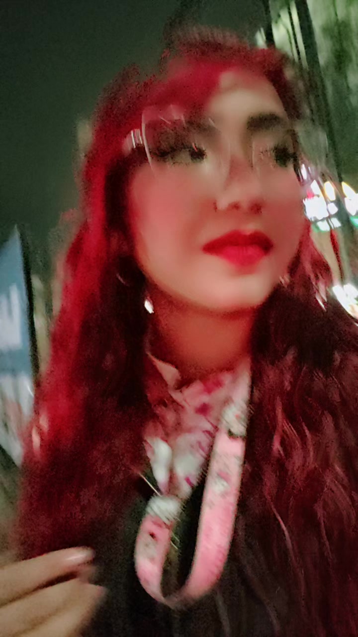 @Lola Juarez Flores
