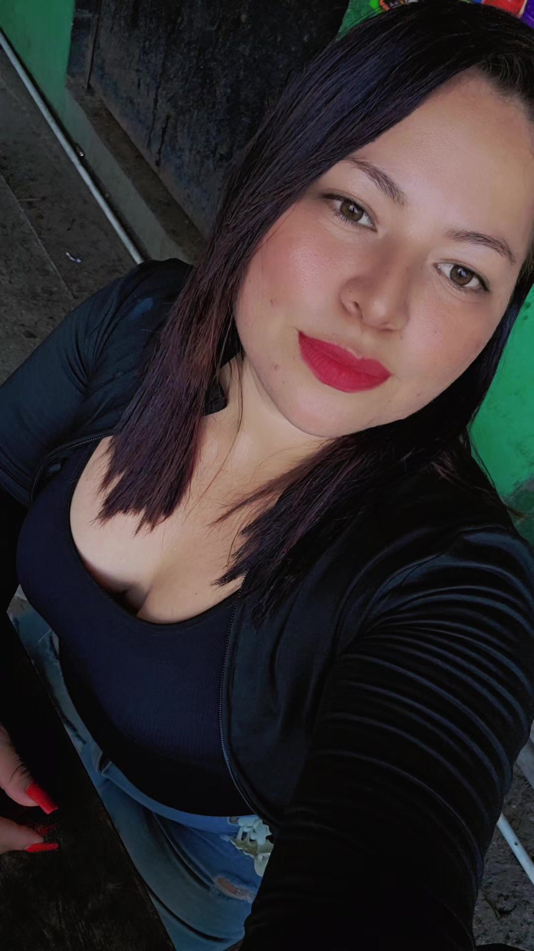 @Elizabethavila