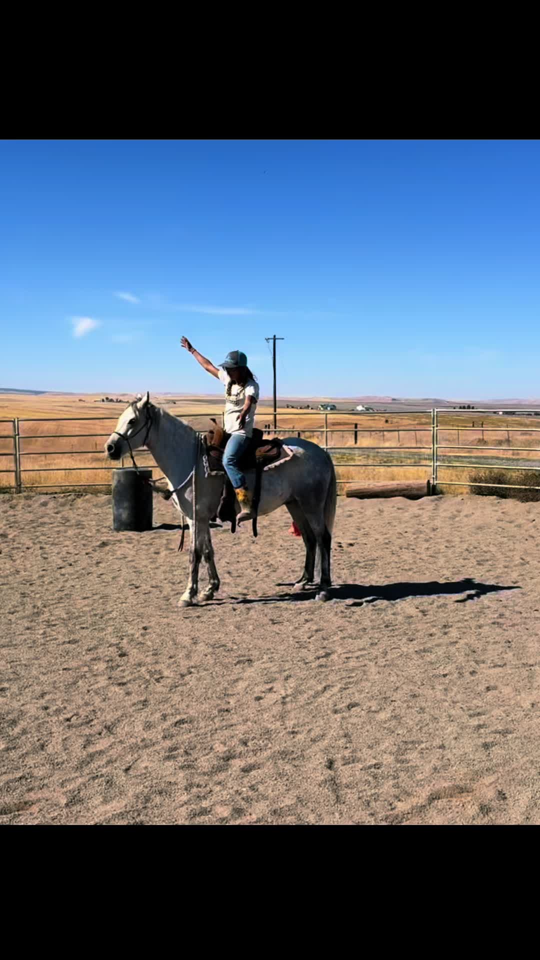 @Cowgirl Tuff Colt Training ❤️