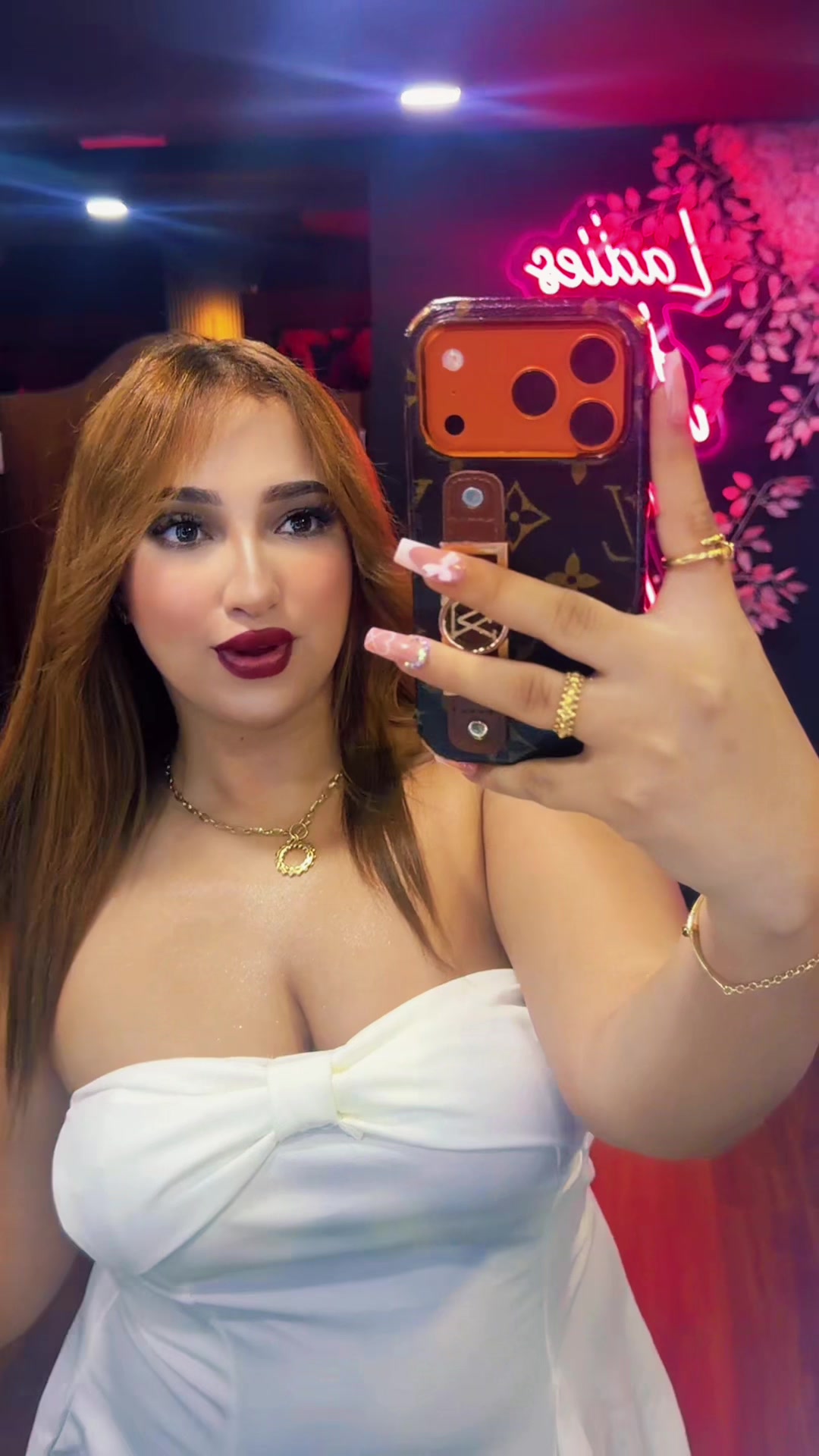 @aya_essemlalii_