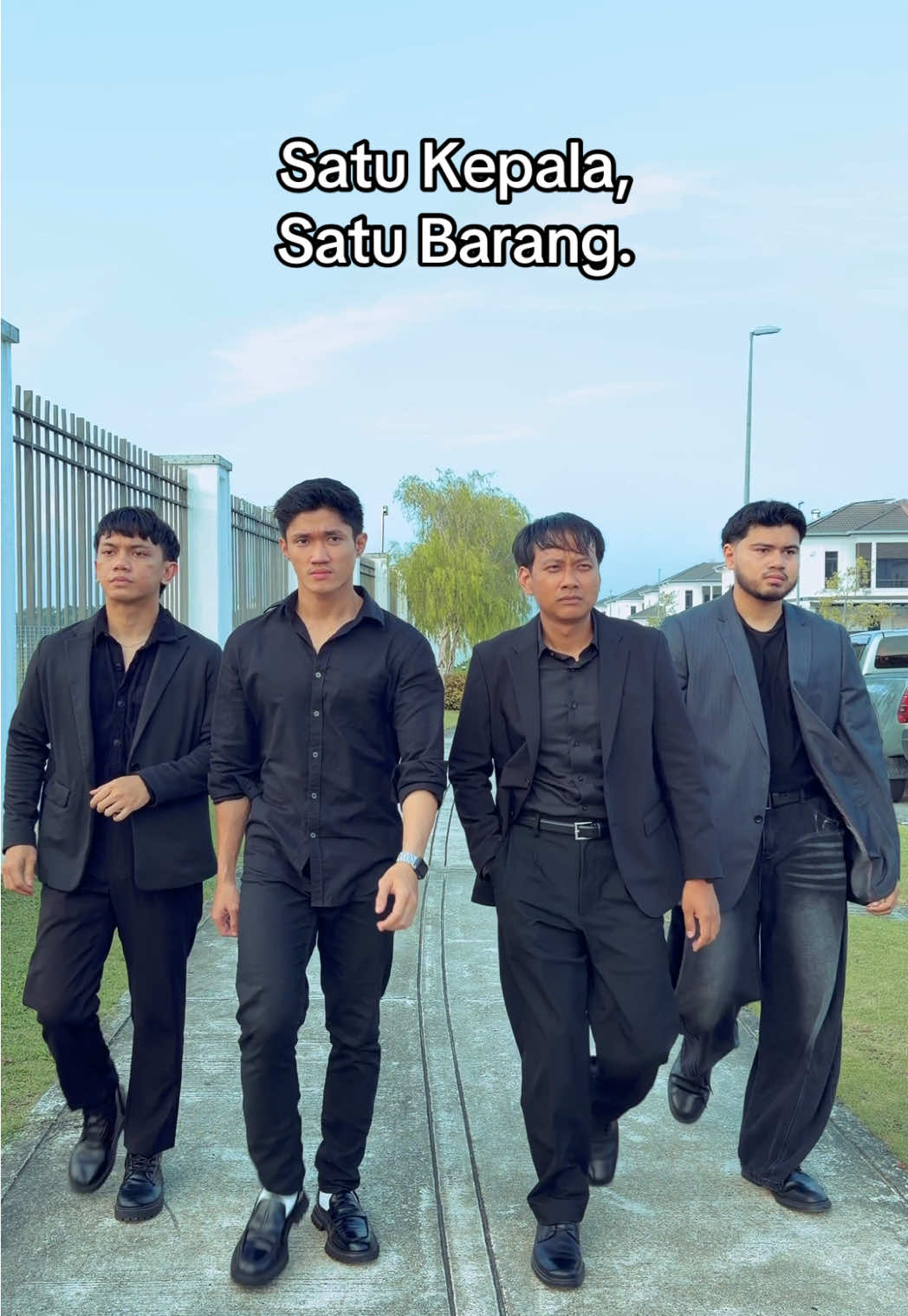 @𝙍𝙮𝙖𝙣𝘽𝙖𝙠𝙚𝙧𝙮