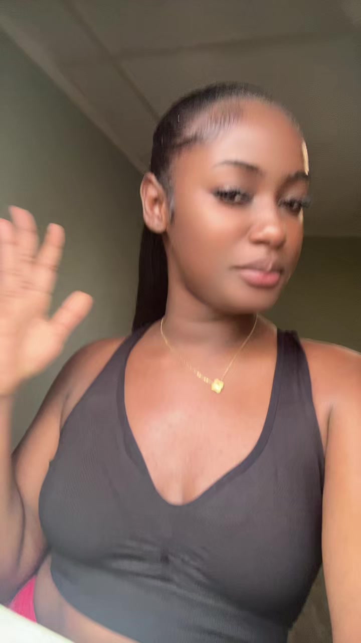@Sabrina 🦋