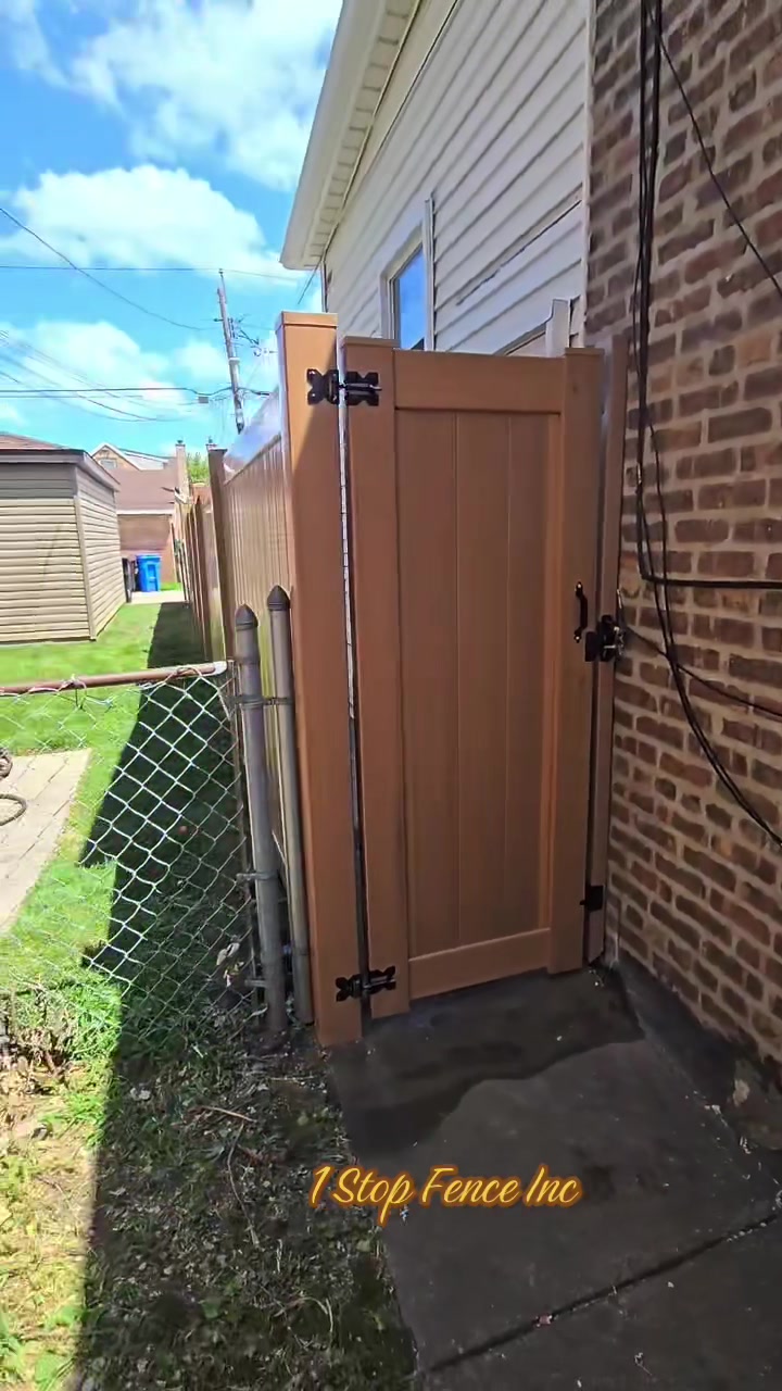 @1 STOP FENCE INC