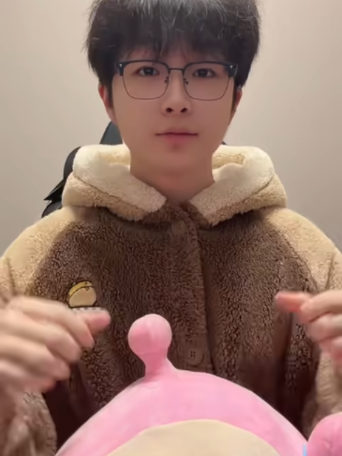 @天天