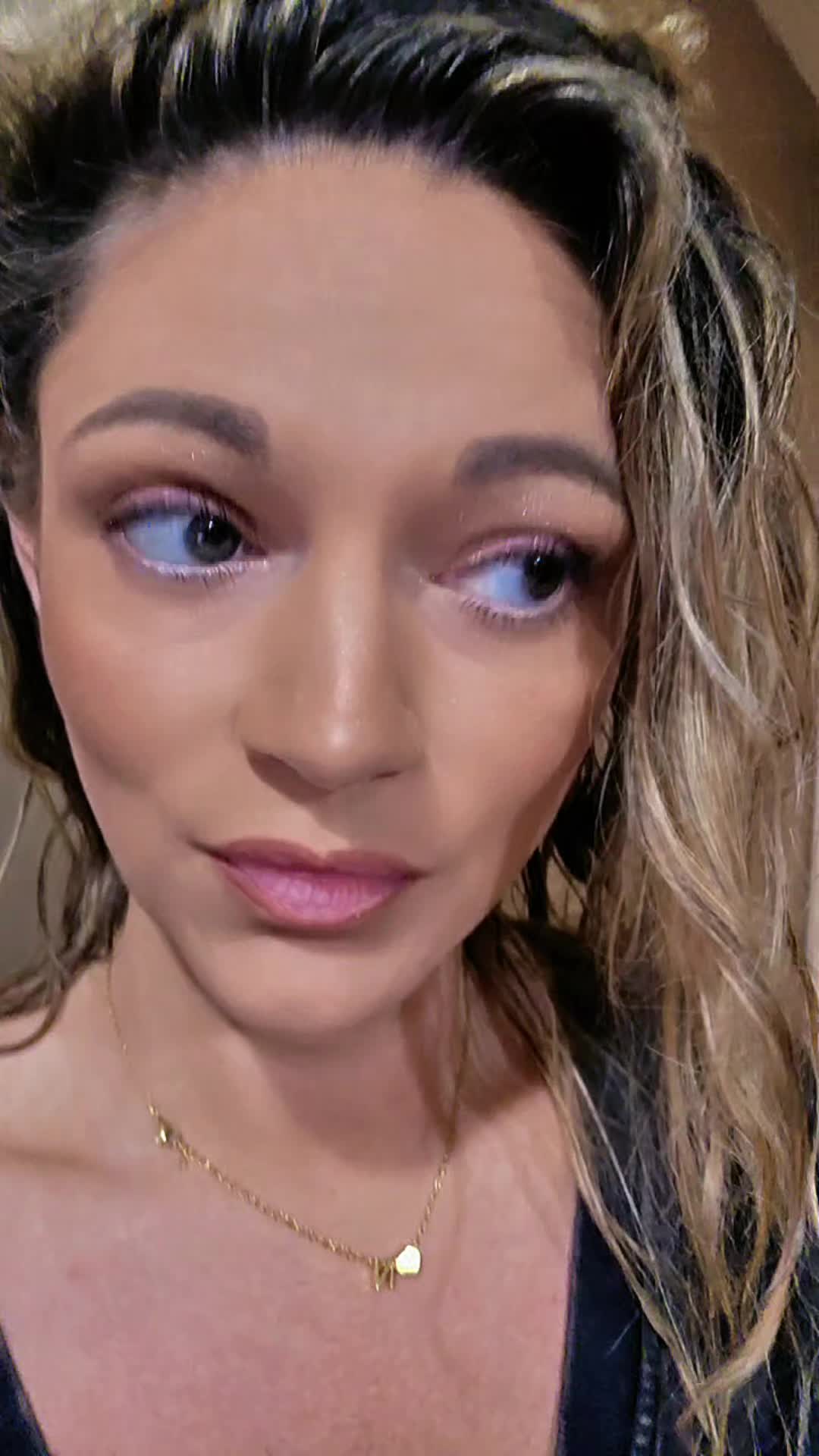 @Nicci G