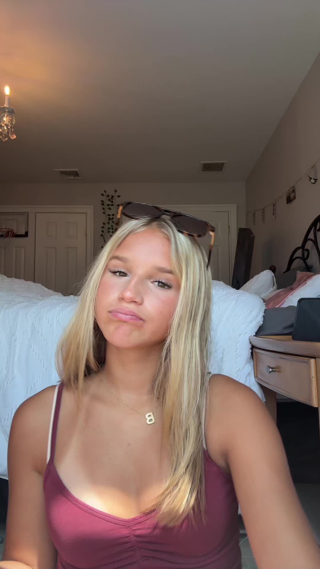 @✨