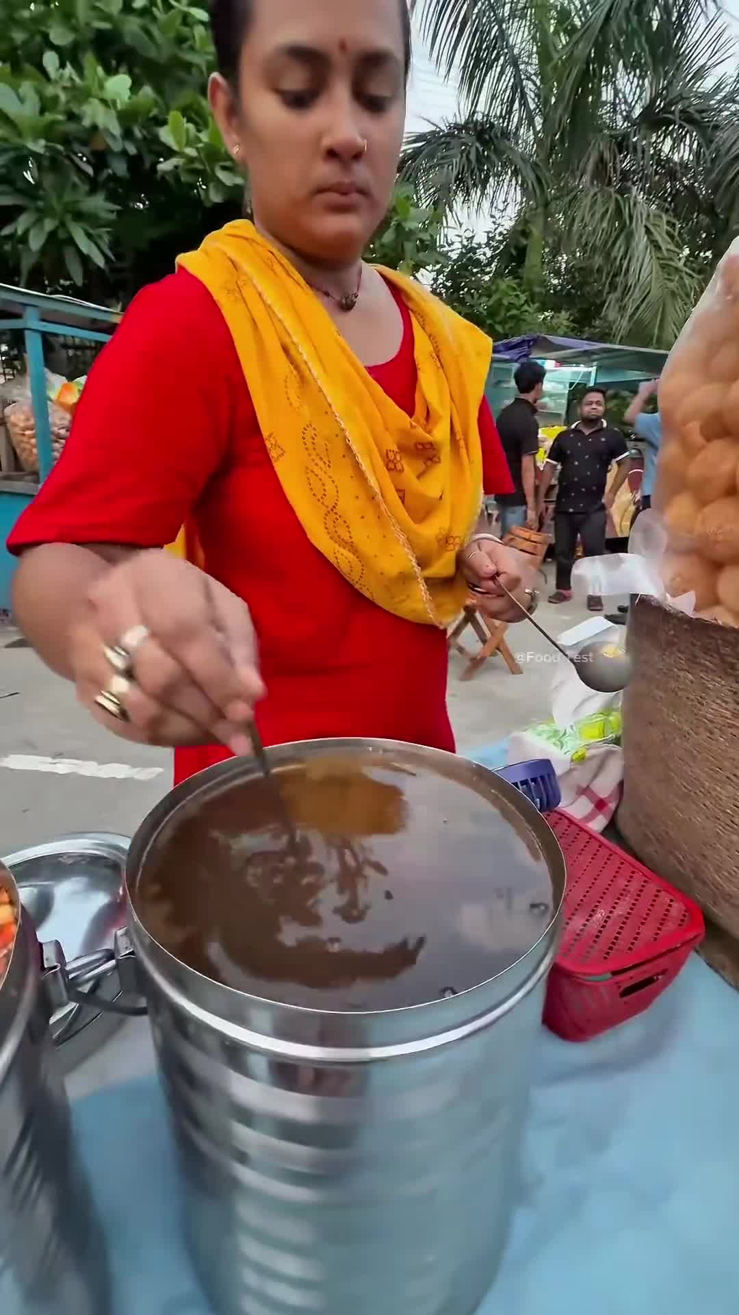 @STREETFOODIE