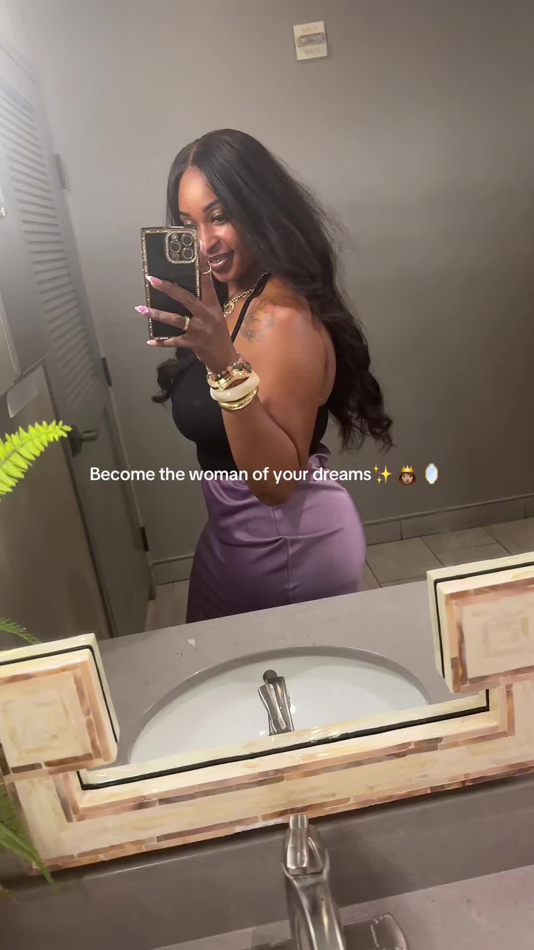 @Nichelle | The Self Love Guide