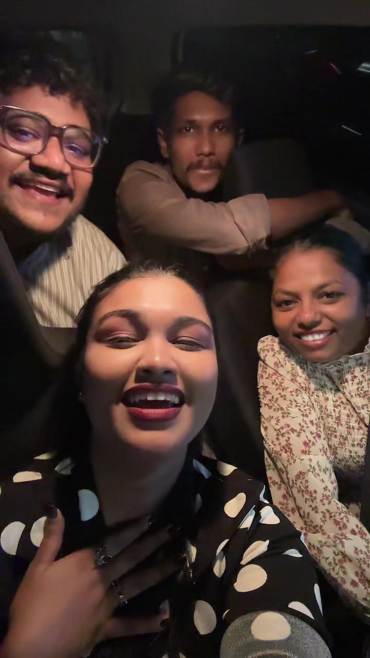 @Janani🌹