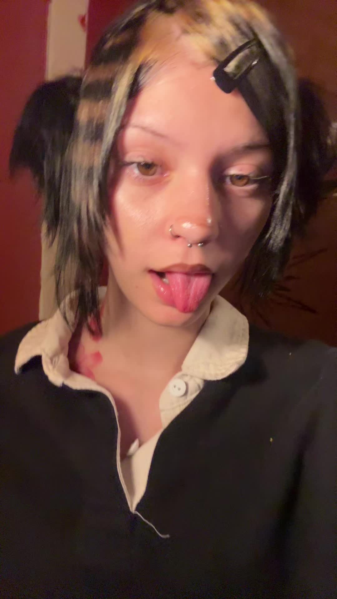 @hi
