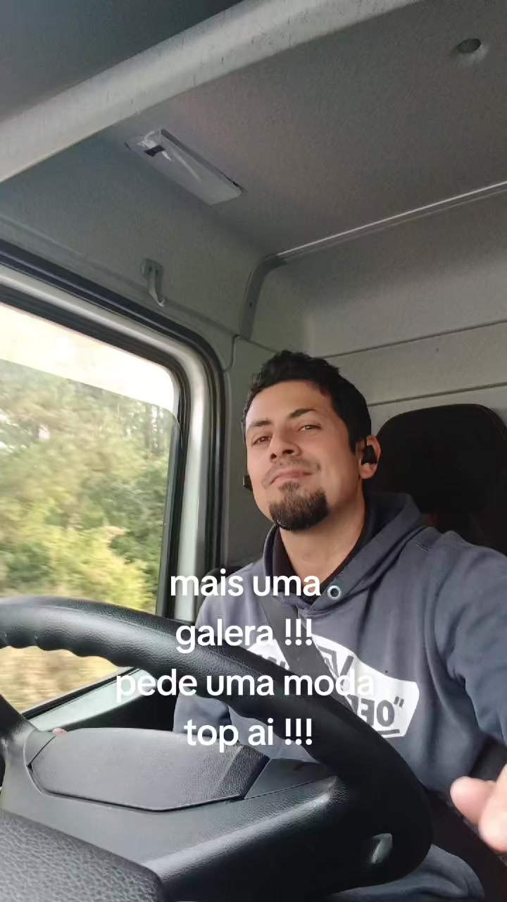 @Elias