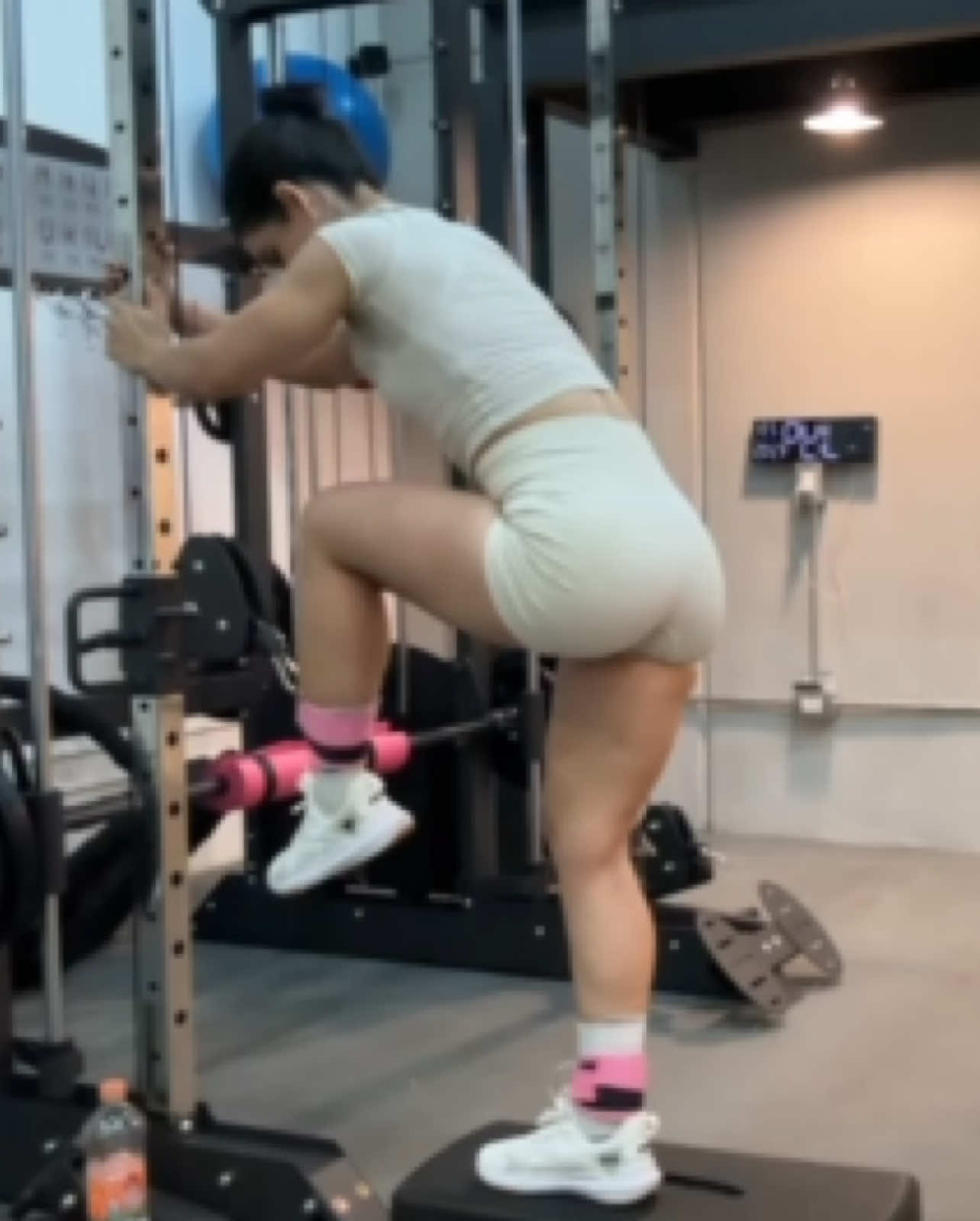 @likesmirar