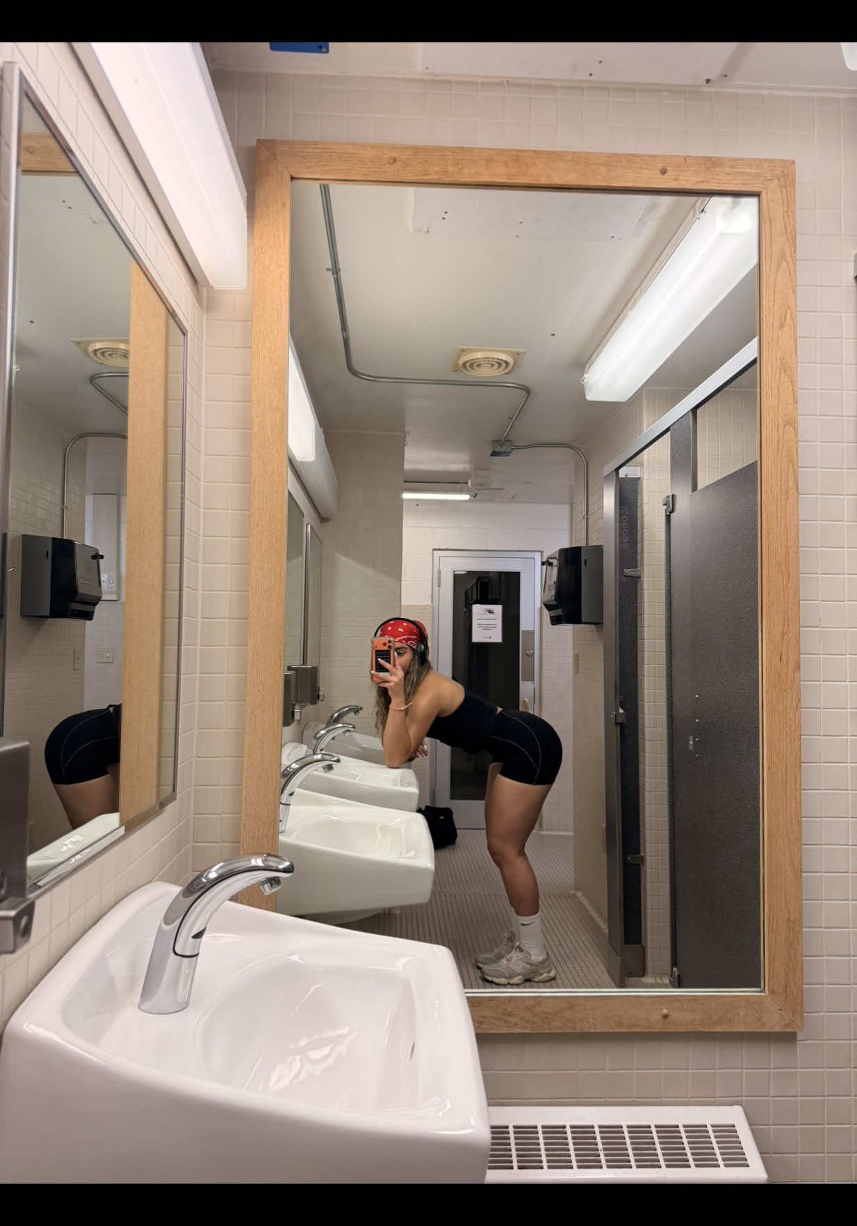 @Esclairin 🦋