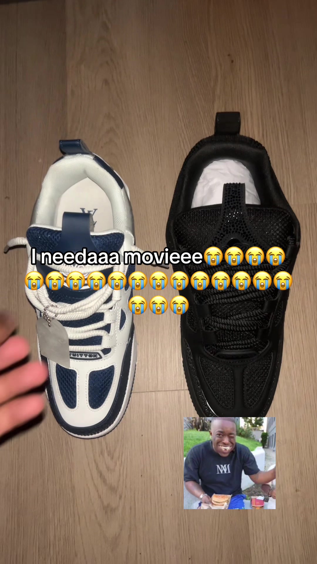 @️
