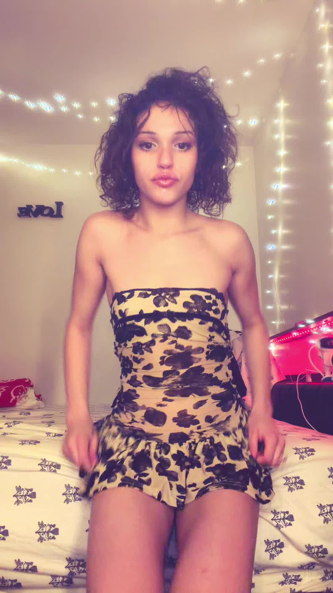 @Ayalien2