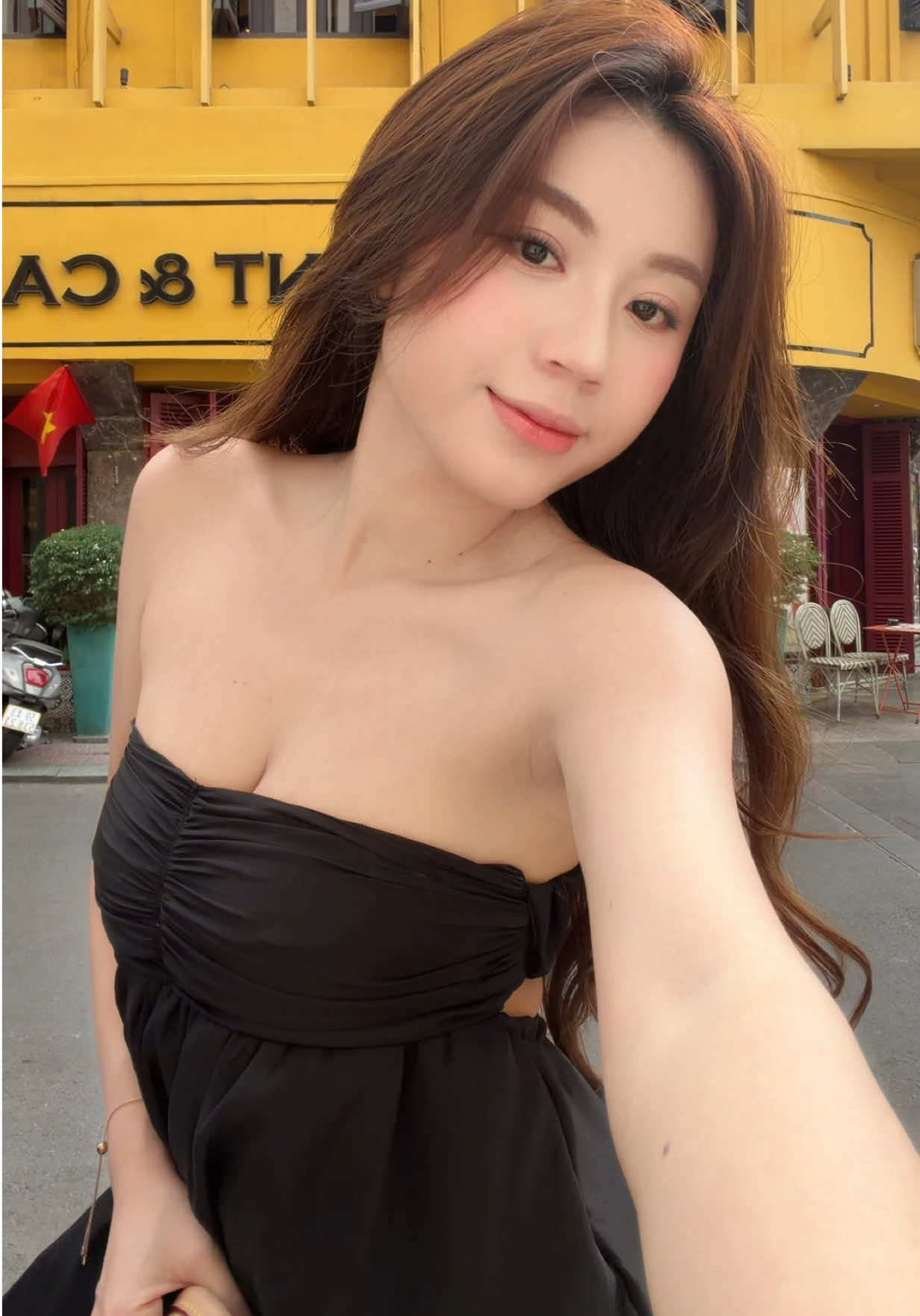 @Linh Chi Phạm