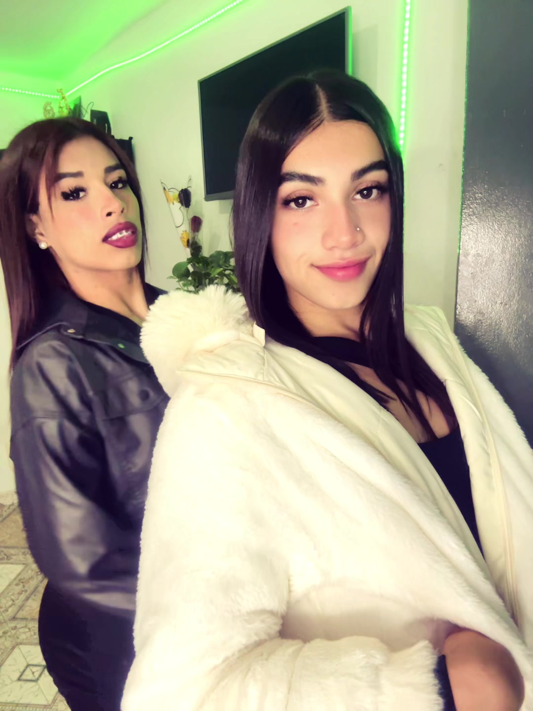 @Daniela Santacruz