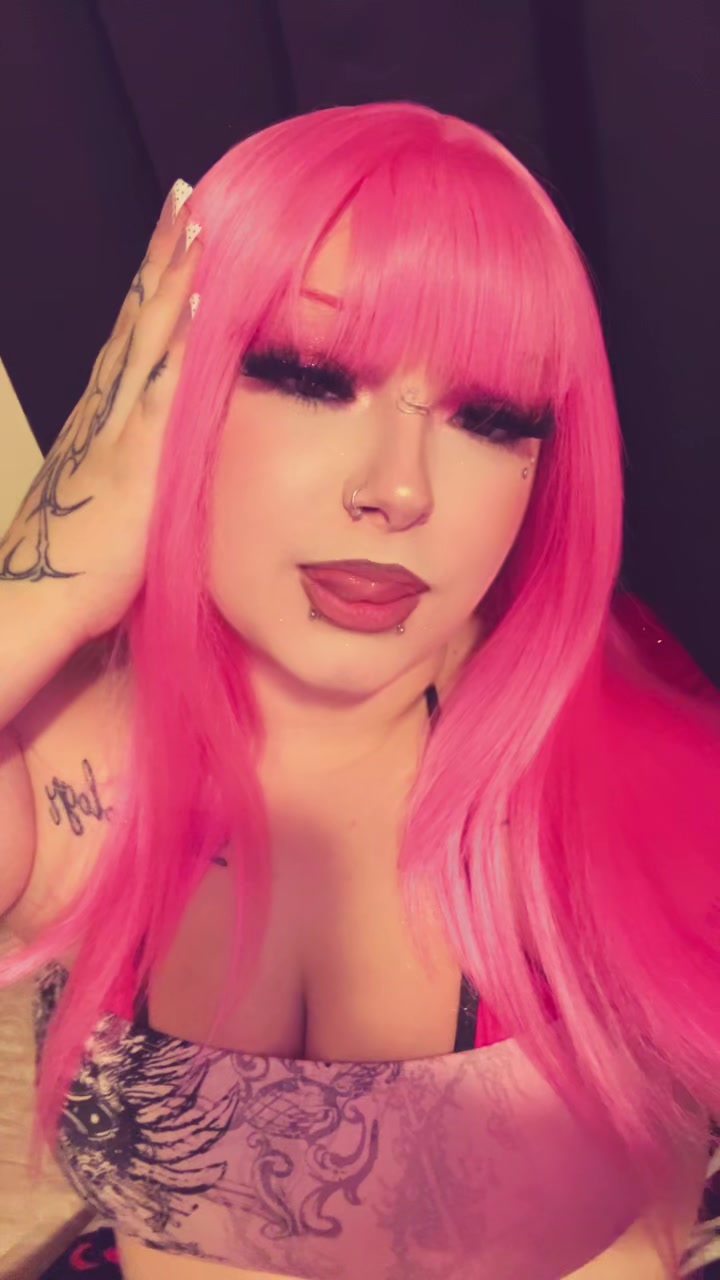 @Qu33fqueen