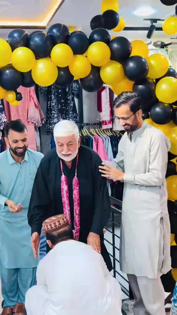@🦁علی  سرکار🦁