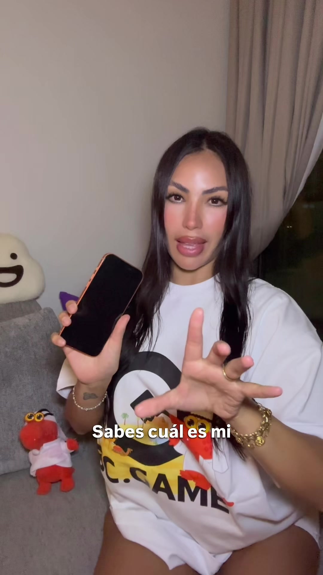 @leslyreynas