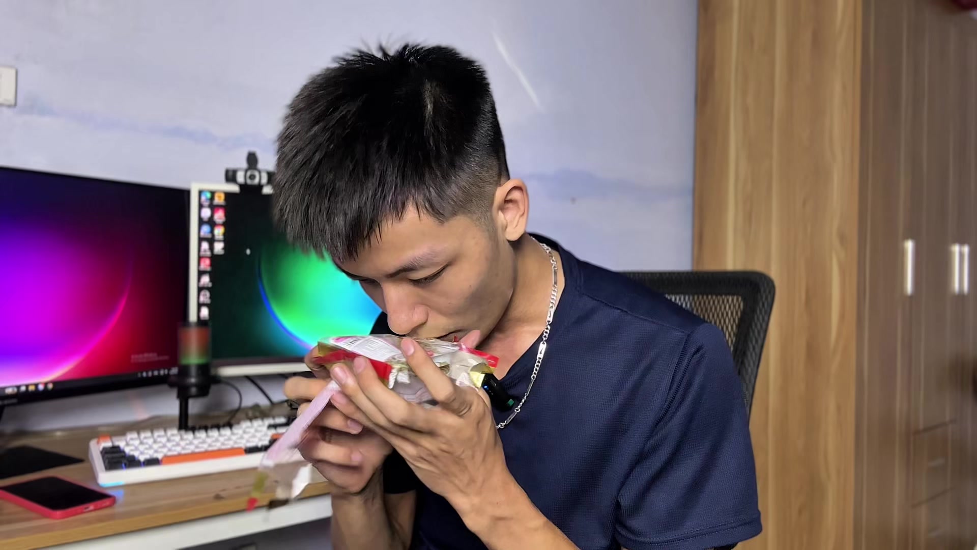 @Nam Khanh