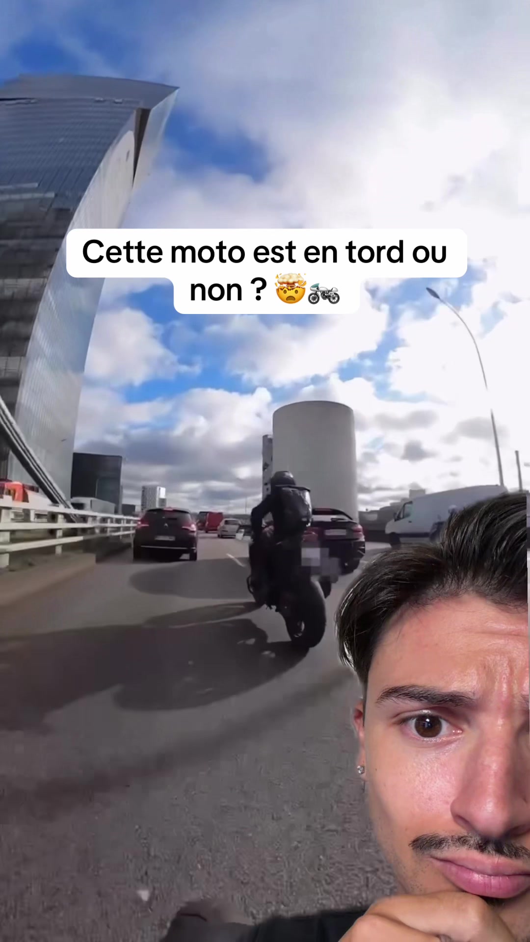 @AKIRO