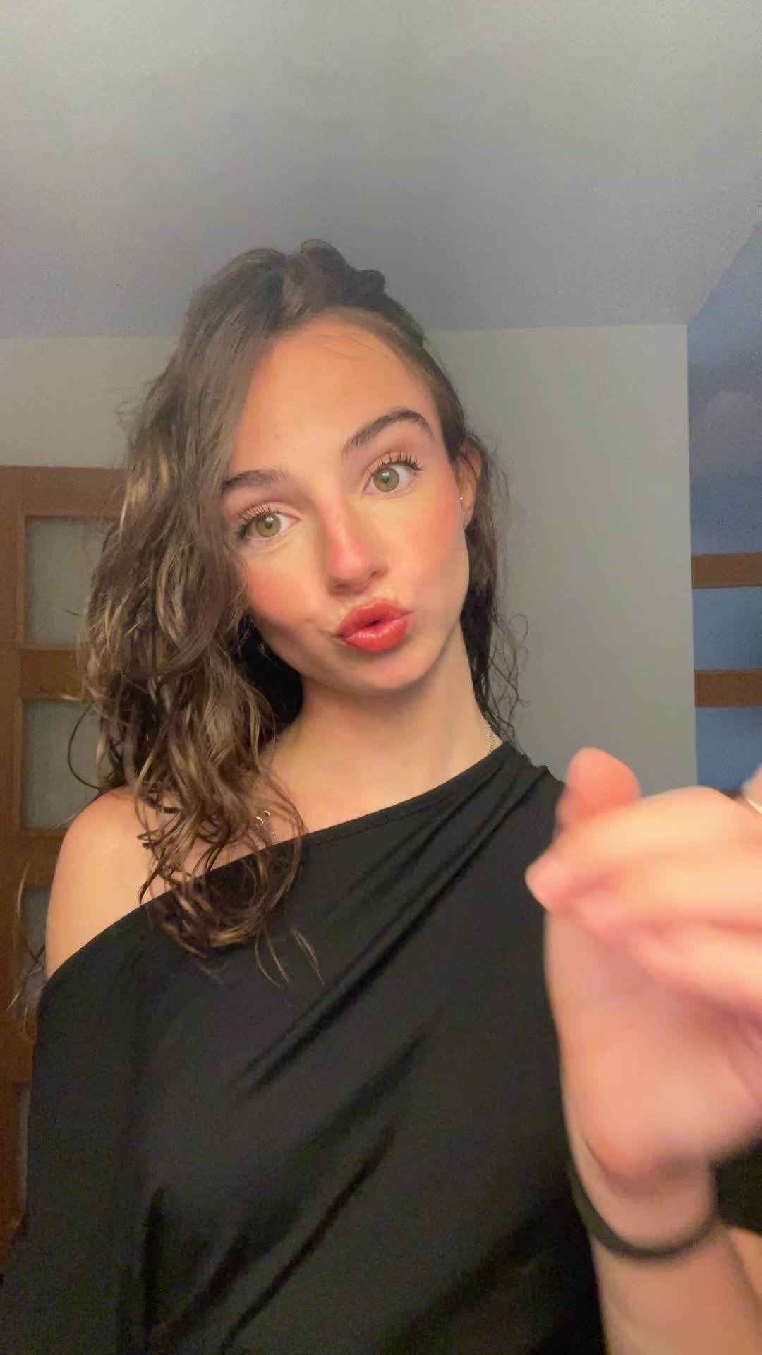 @clausahiss