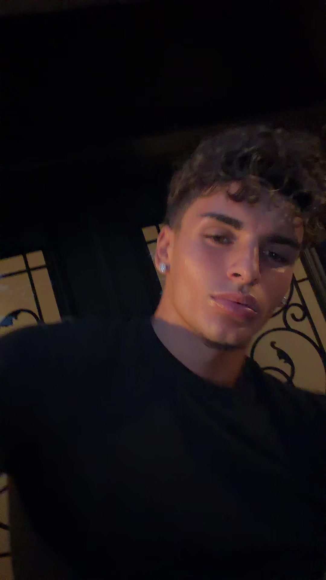 @chris.nikoo