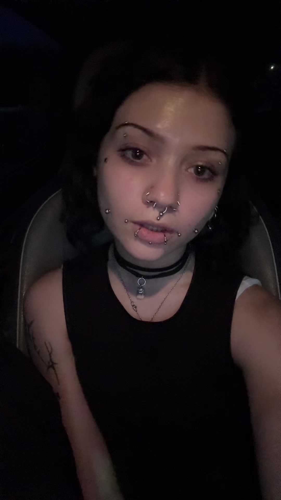 @miss.porcelain_