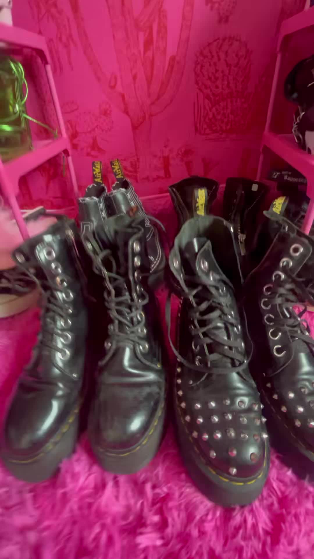 @DOMME🖤🕷️👢