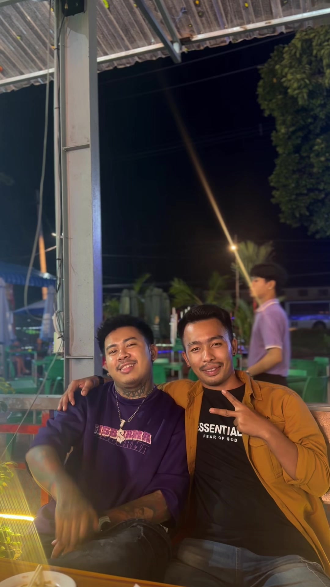 @Zwe Htet