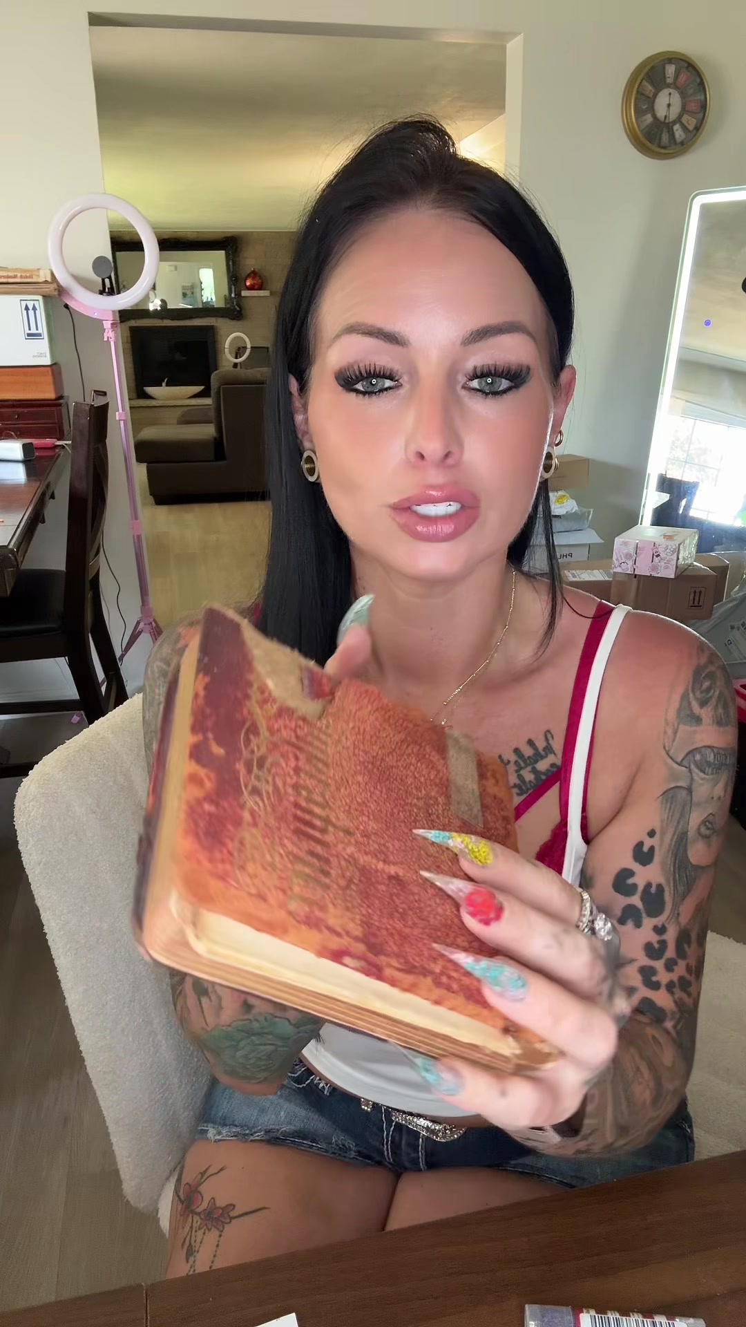 @To0thlessQueen💋