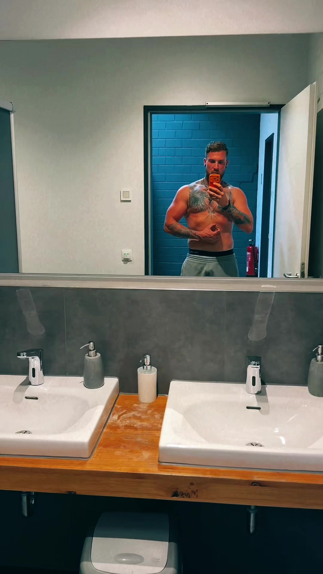 @pasi_dennis