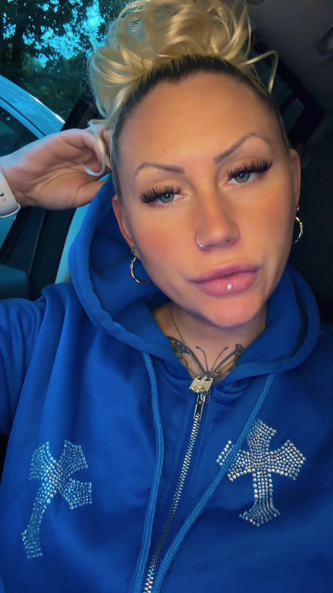 @MrsBarbiie🇩🇪