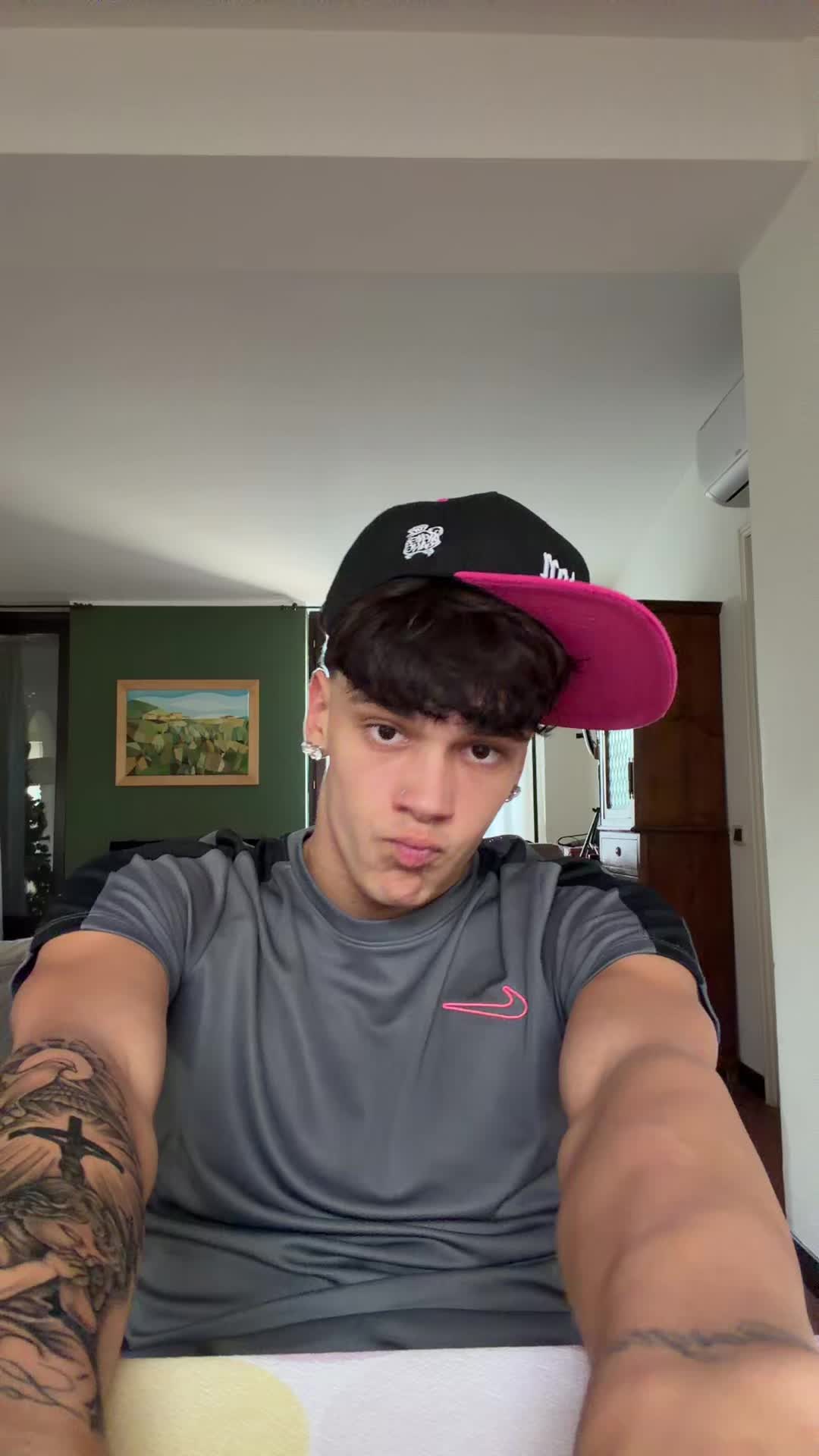 @ddagiox_🦅