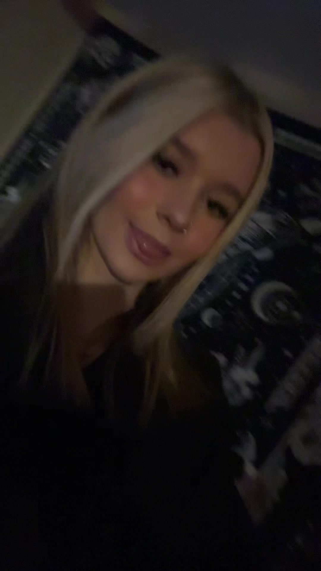 @๐๐