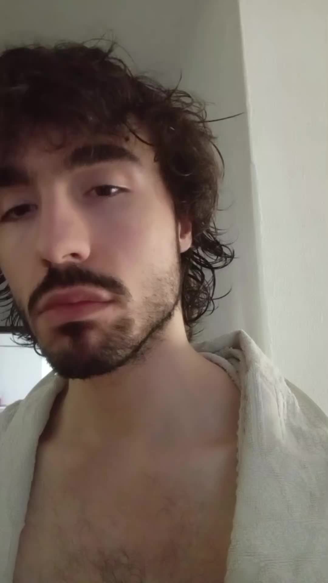 @&Aacute;S