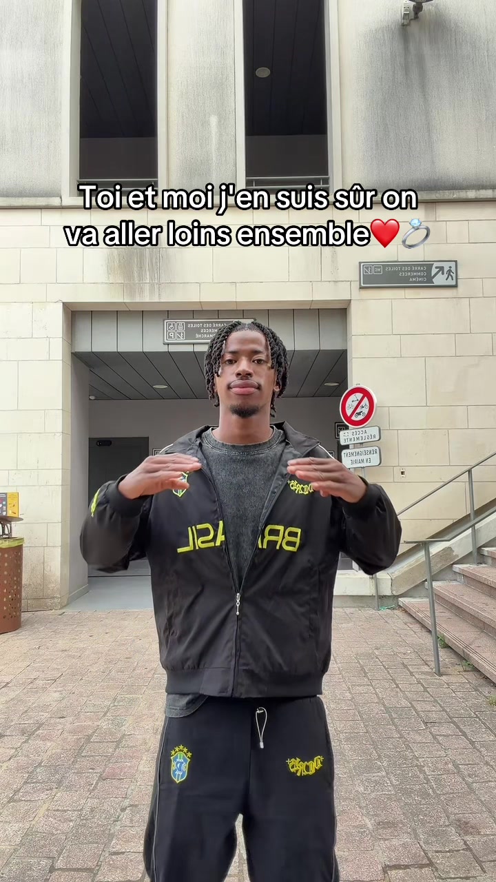 @Le S🪐🇬🇳🇲🇷