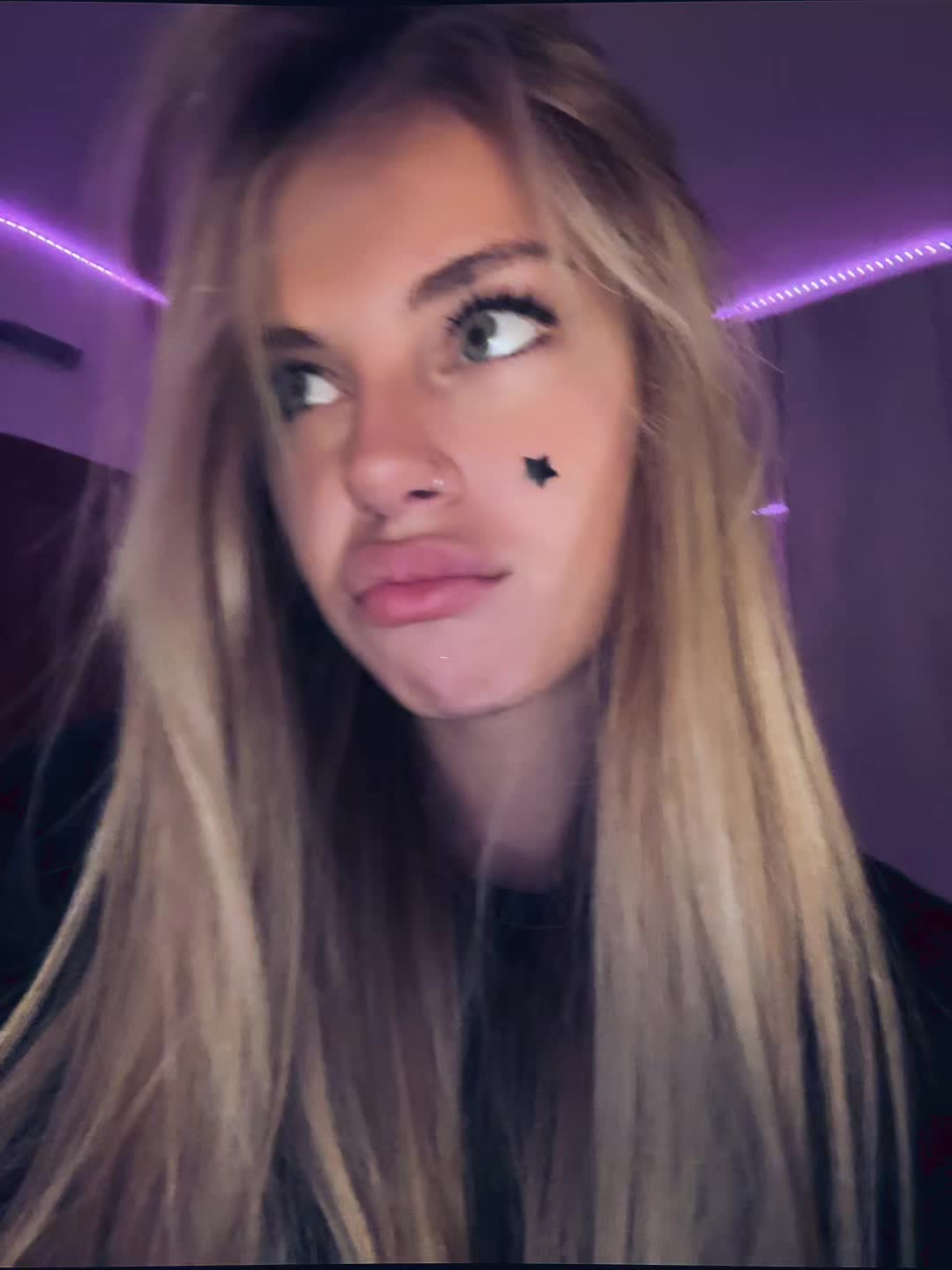 @vanecolez🇨🇴